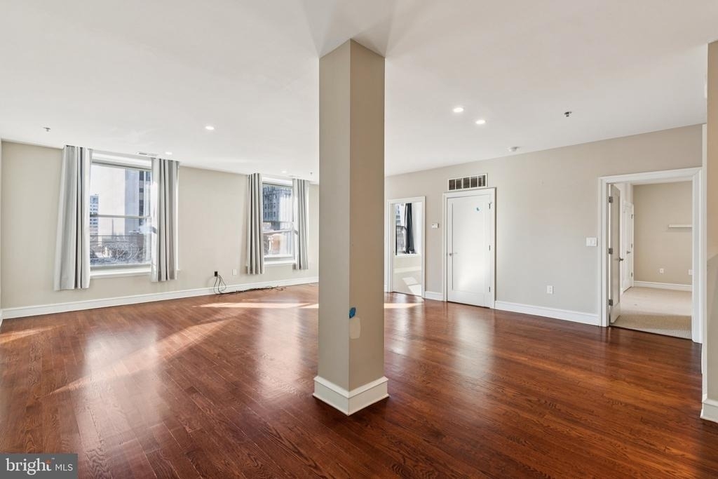 1811 Chestnut Street - Photo 10