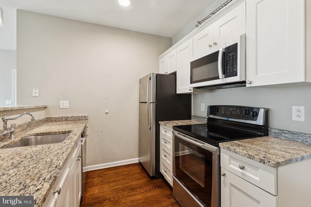 1811 Chestnut Street - Photo 8