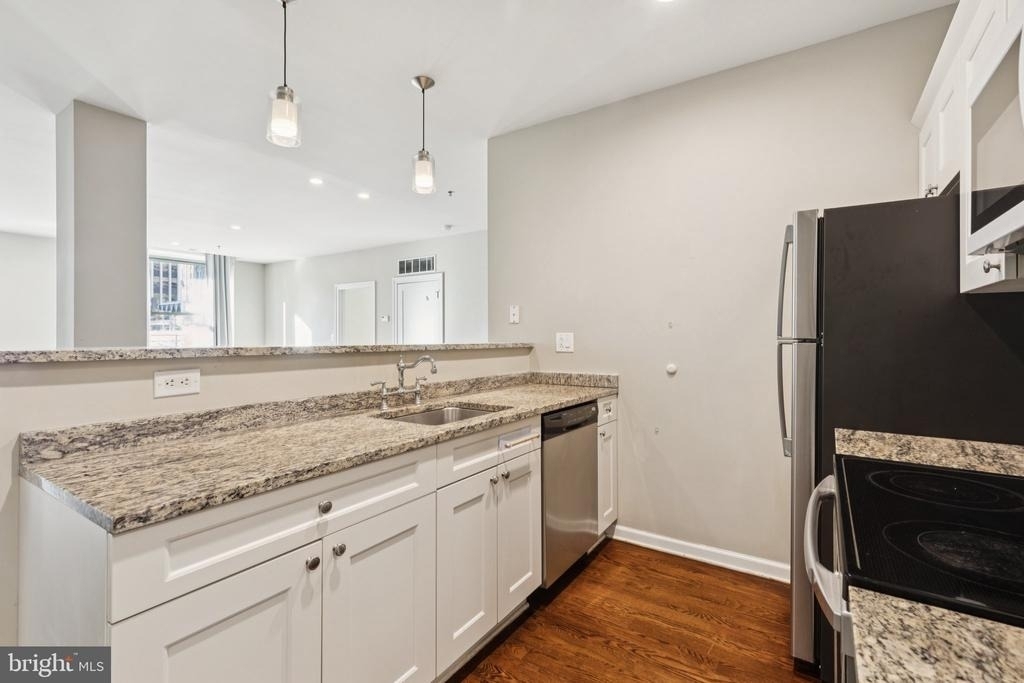 1811 Chestnut Street - Photo 6
