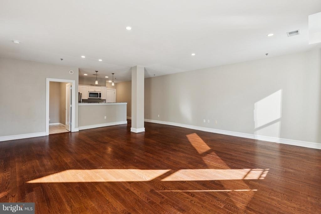 1811 Chestnut Street - Photo 14