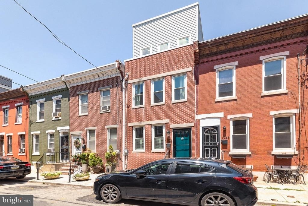 1935 Cambridge Street - Photo 1