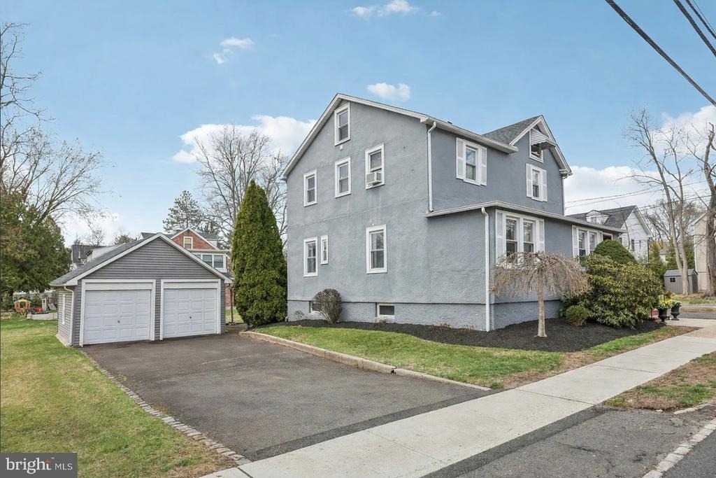 131 Livingston Avenue - Photo 15
