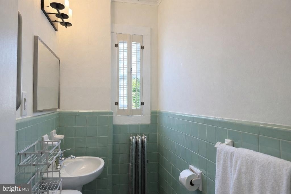 131 Livingston Avenue - Photo 11