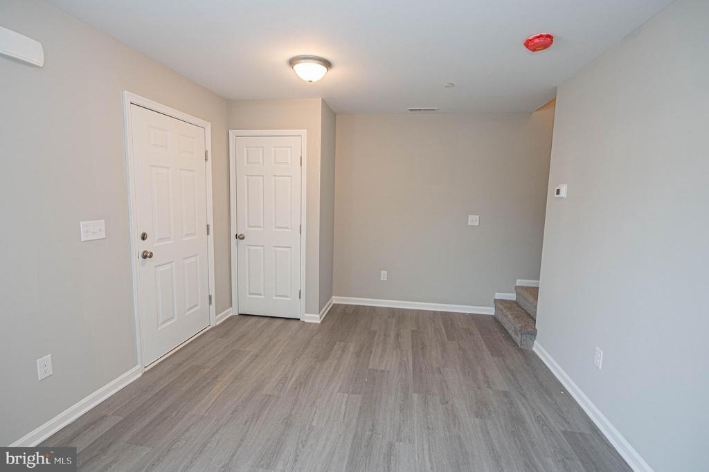 241 Morgans Court - Photo 8