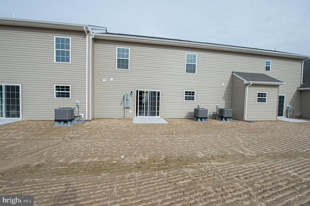 241 Morgans Court - Photo 4