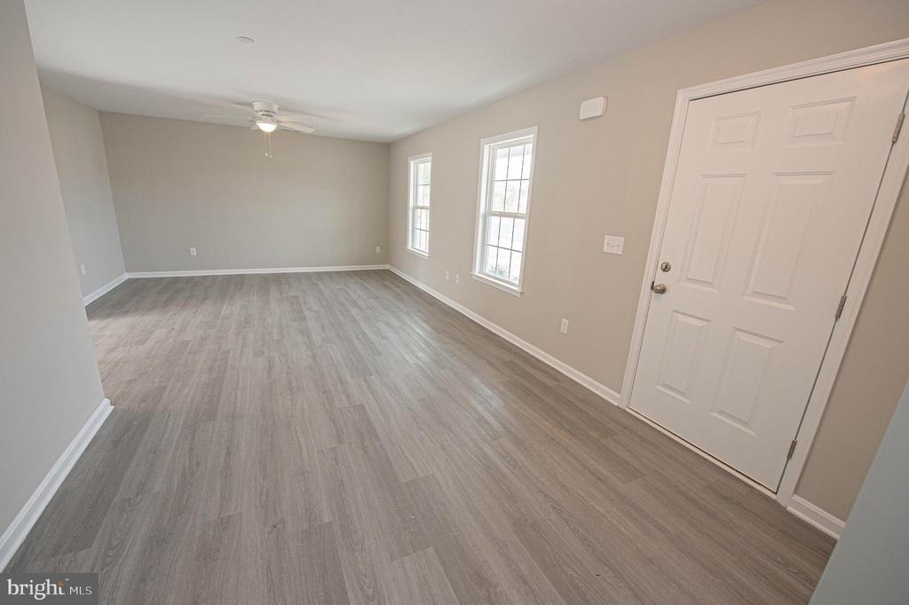 241 Morgans Court - Photo 11