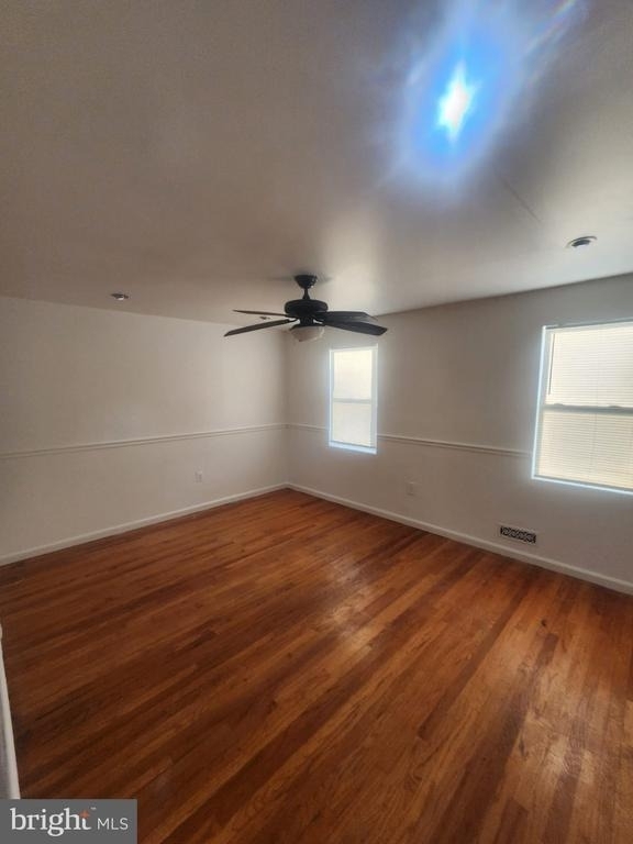 4022 Ardley Avenue - Photo 3