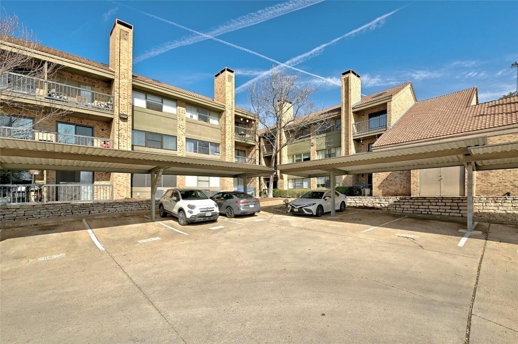8888 Tallwood Dr - Photo 11