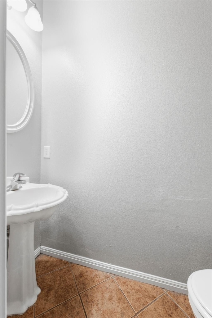 5102 Caswell Ave - Photo 12