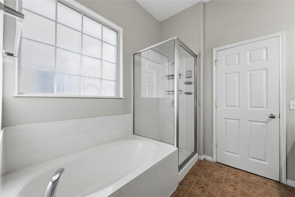 5102 Caswell Ave - Photo 19