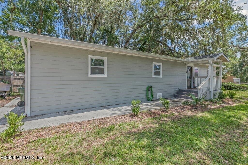 600 Lemon Street - Photo 2