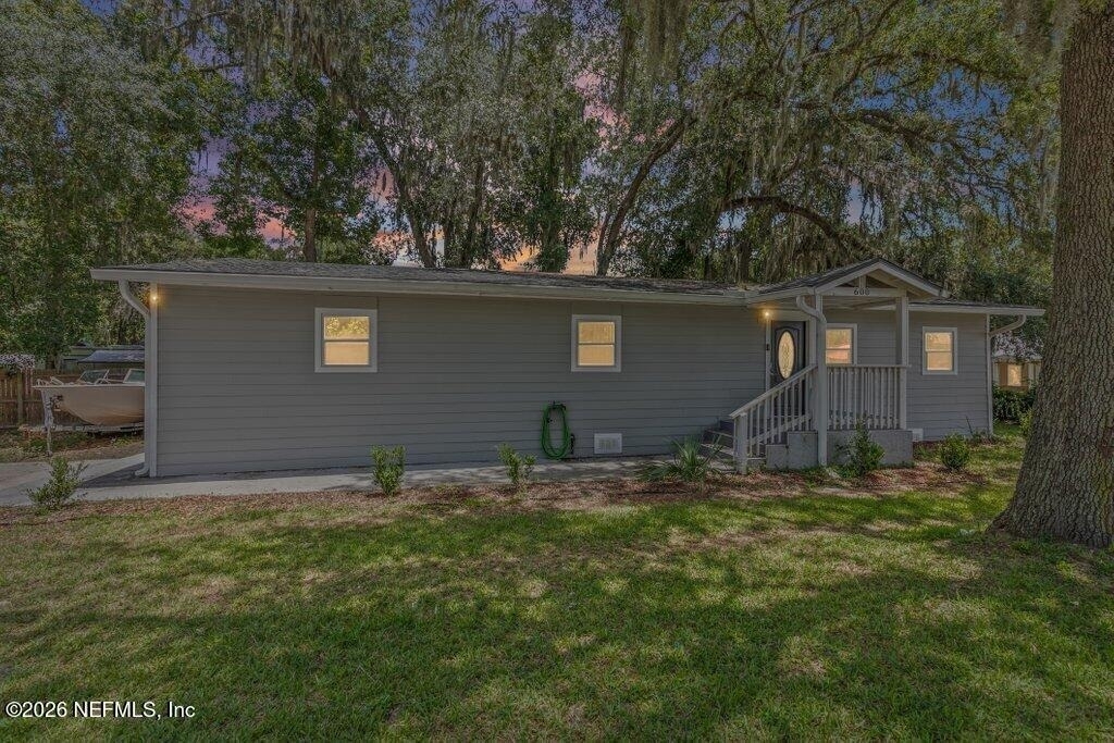 600 Lemon Street - Photo 1