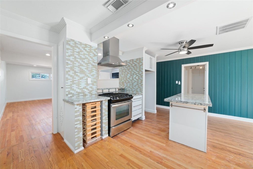 4415 Merwin Street - Photo 5
