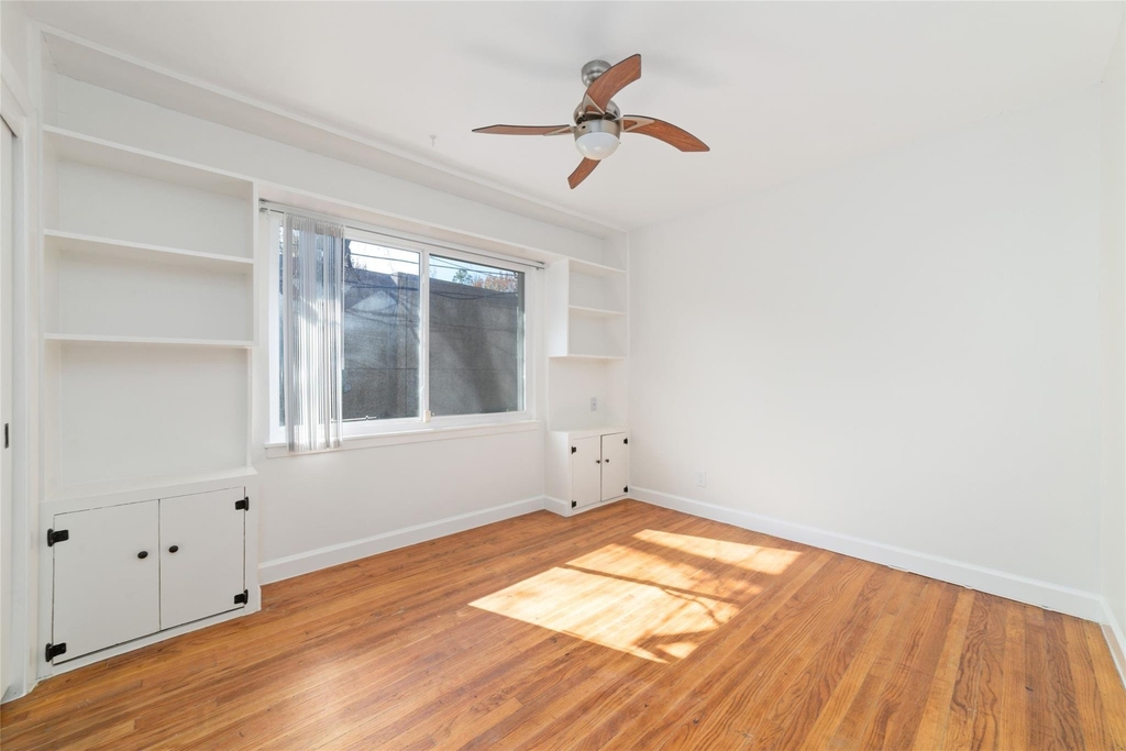 4415 Merwin Street - Photo 11