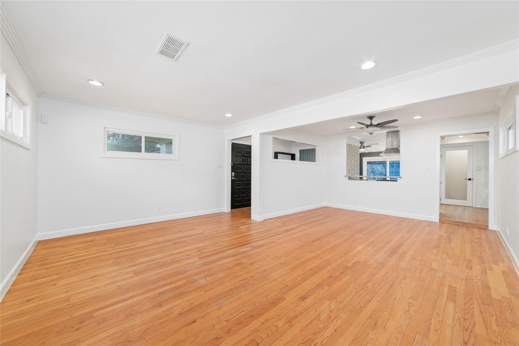 4415 Merwin Street - Photo 2