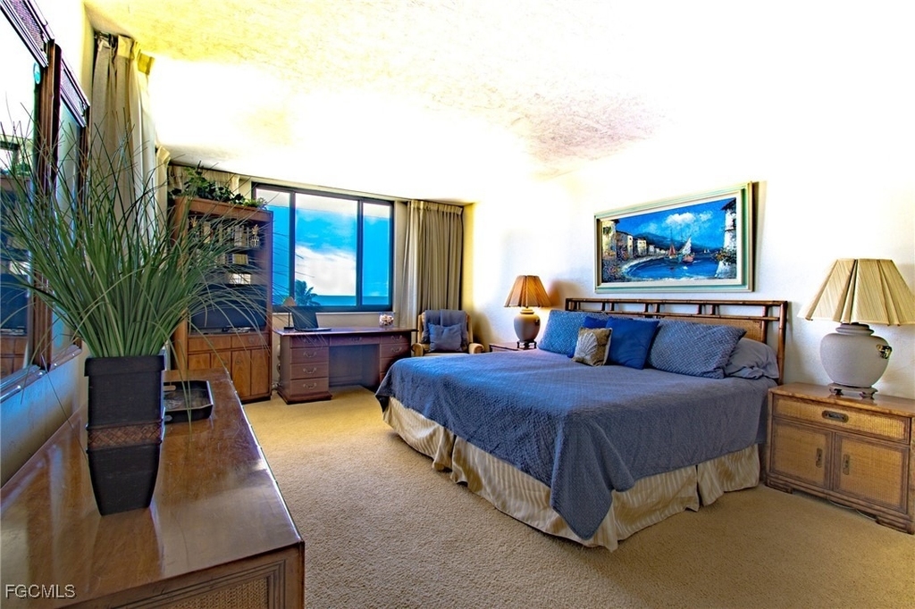 10851 Gulf Shore Drive - Photo 2
