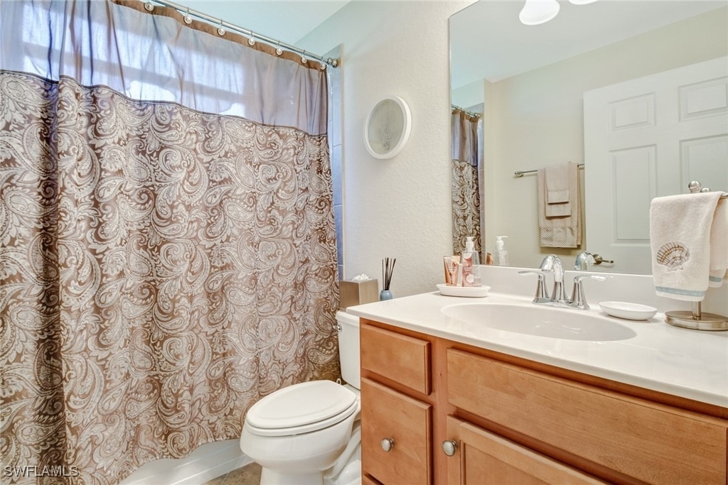 9514 Avellino Way - Photo 17