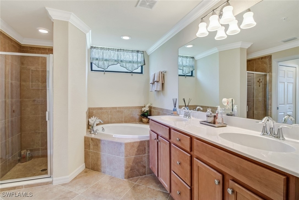 9514 Avellino Way - Photo 15