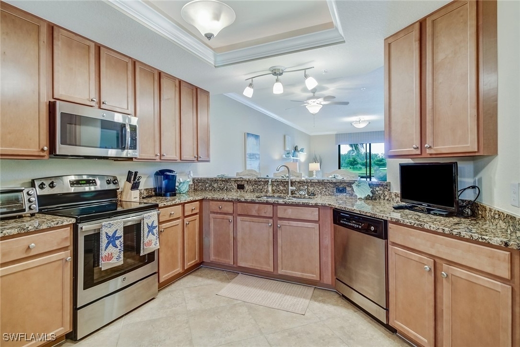 9514 Avellino Way - Photo 10