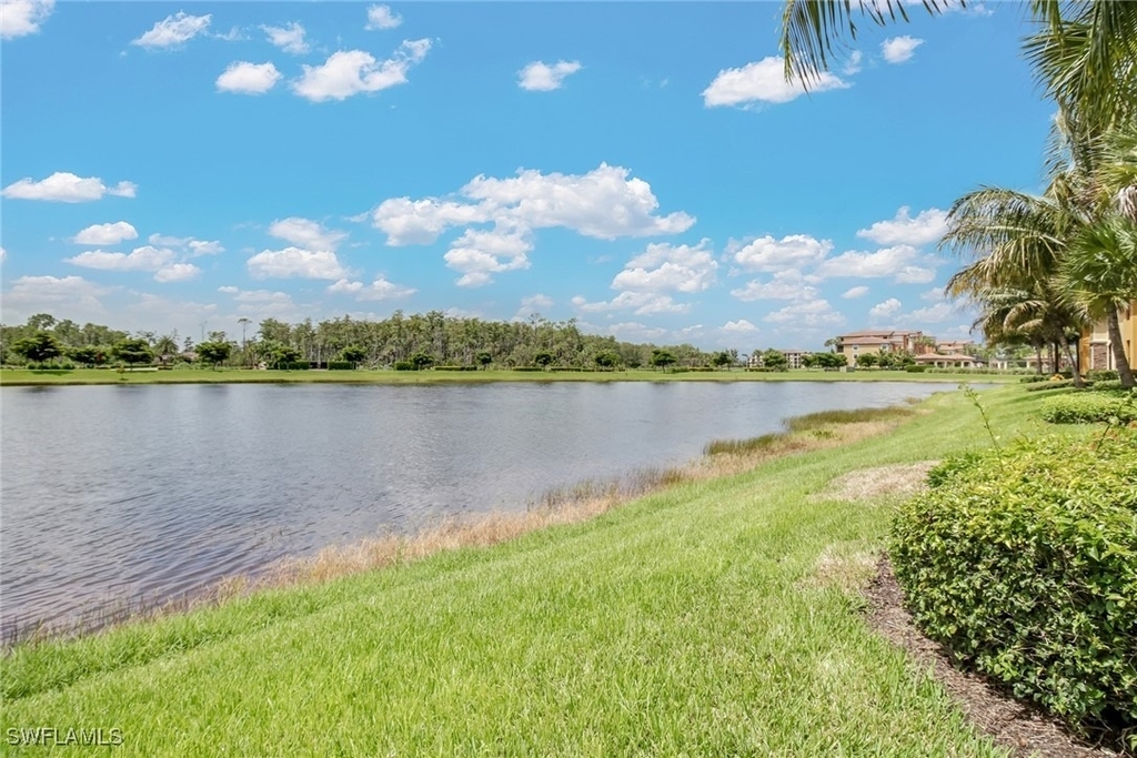 9514 Avellino Way - Photo 20