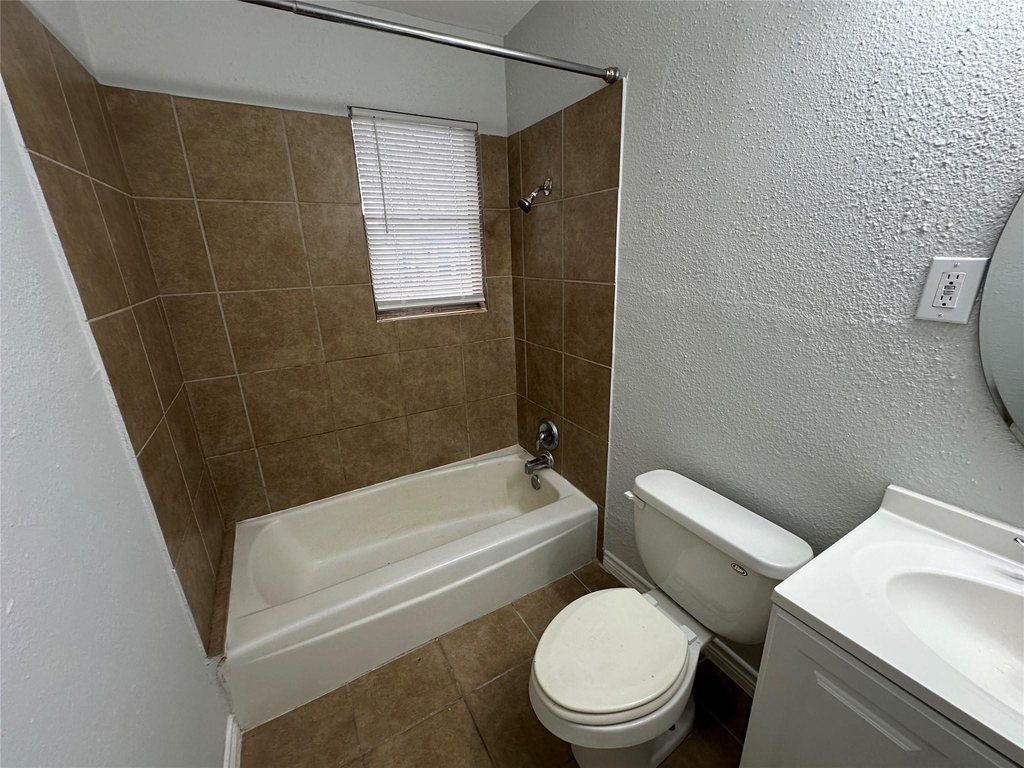 4911 Delano Street - Photo 6