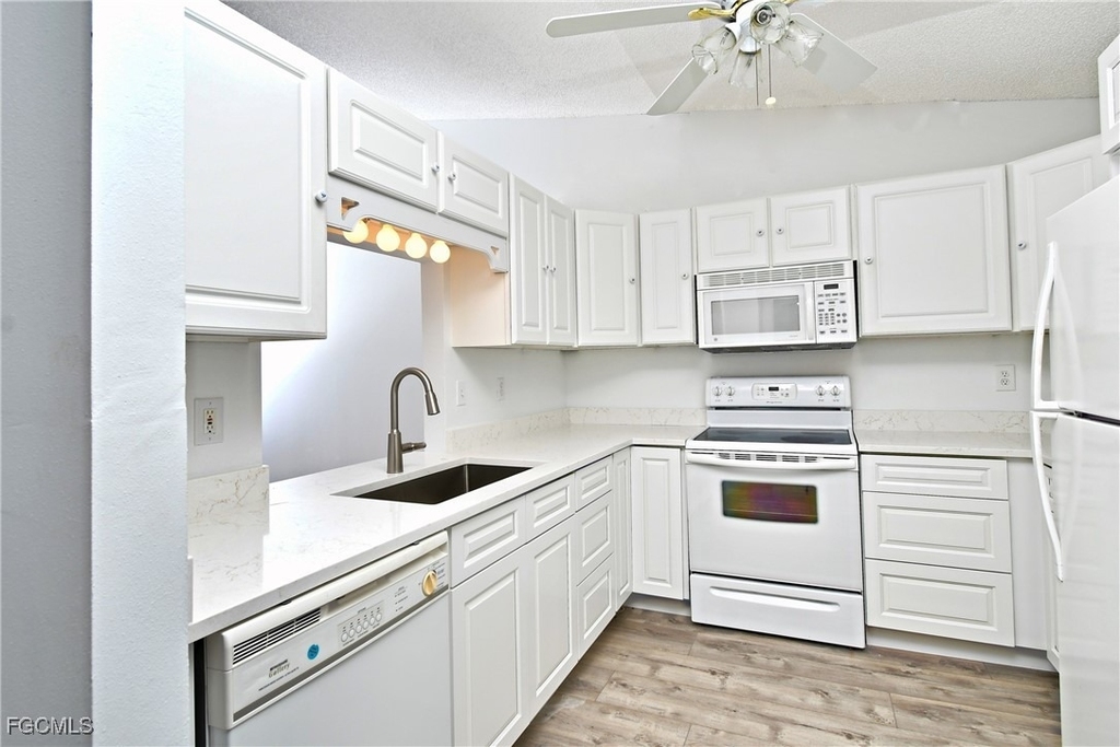 17502 Island Inlet Court - Photo 7