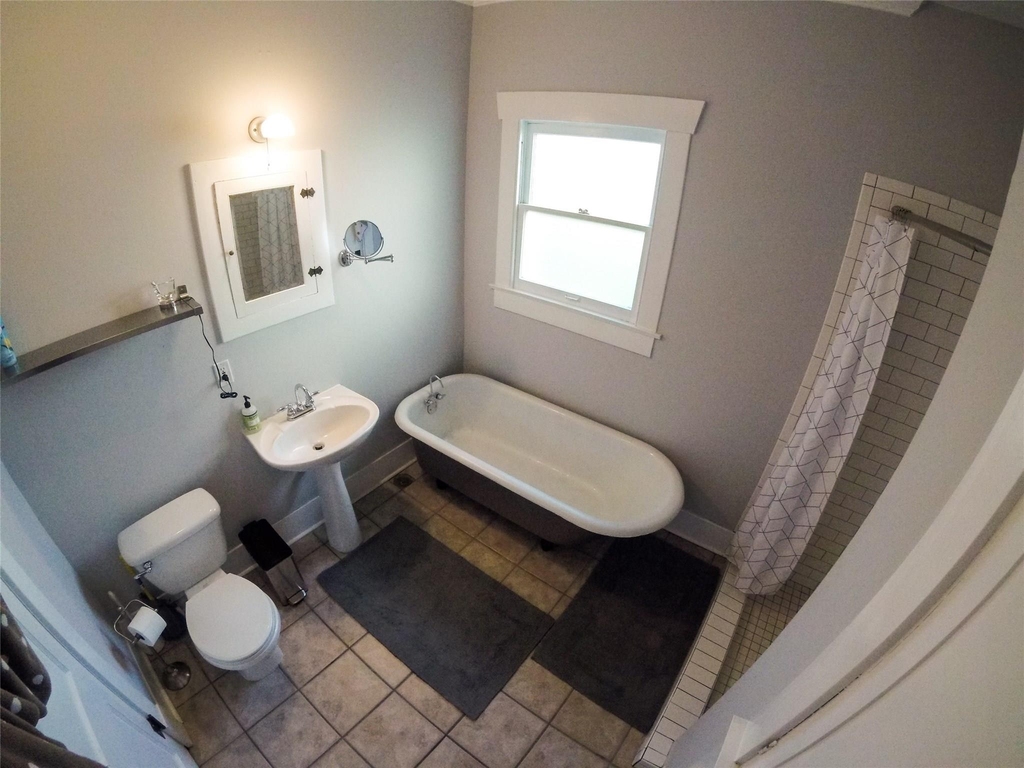 210 Tabor Street - Photo 18