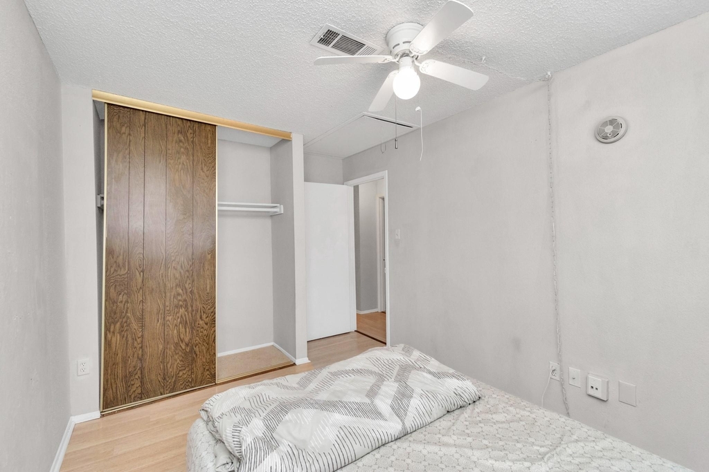 5837 Sunforest Drive - Photo 26