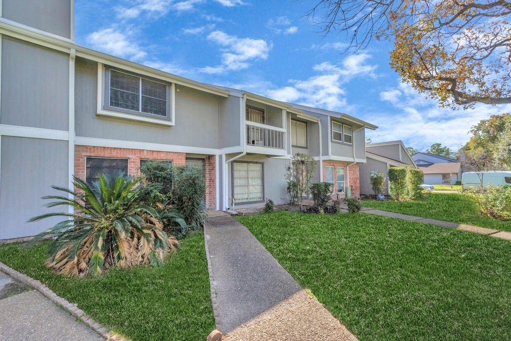 5837 Sunforest Drive - Photo 30