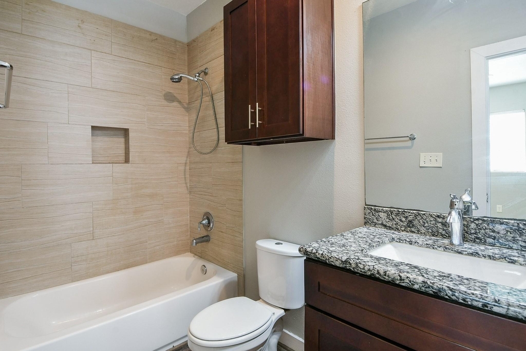 3249 Dixie Drive - Photo 11