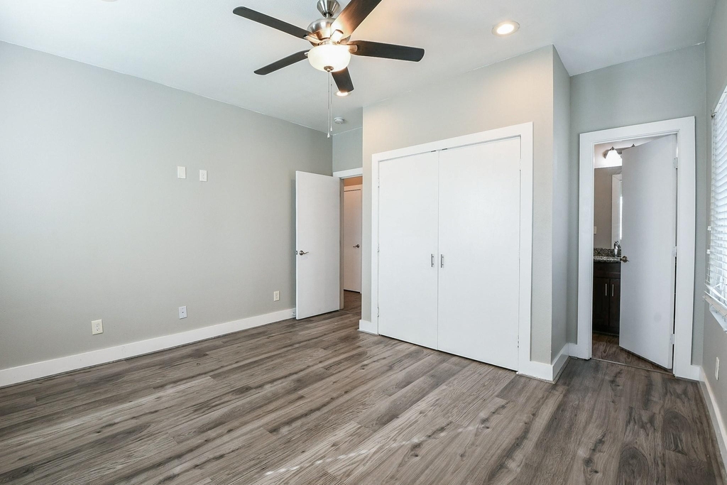 3249 Dixie Drive - Photo 10