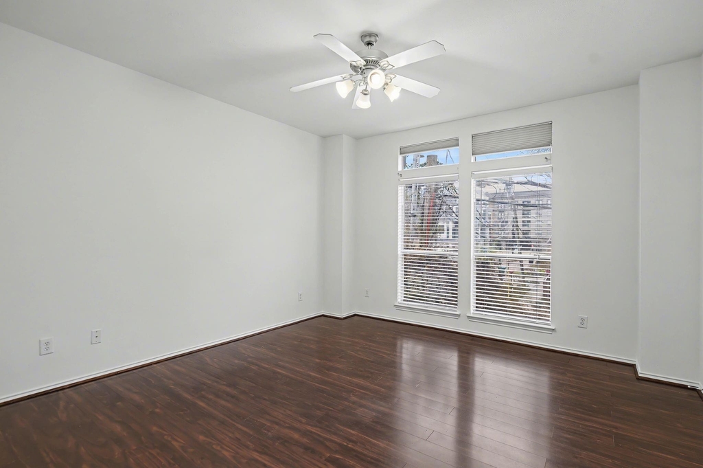 2416 Charleston Street - Photo 13