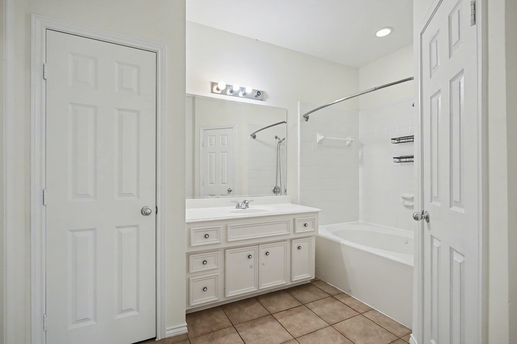 2416 Charleston Street - Photo 19
