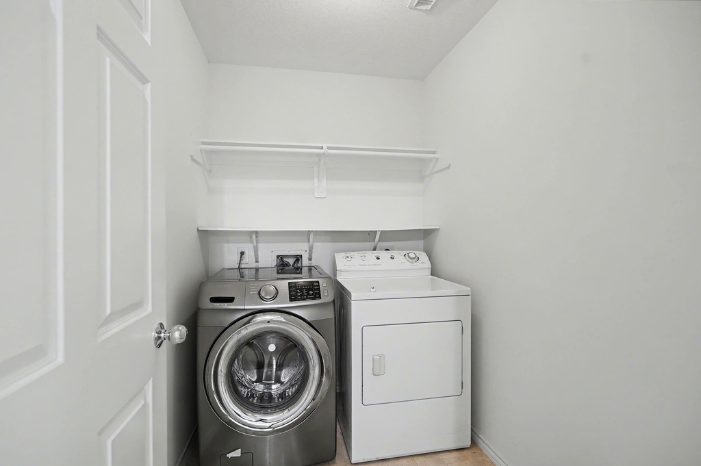 2416 Charleston Street - Photo 20