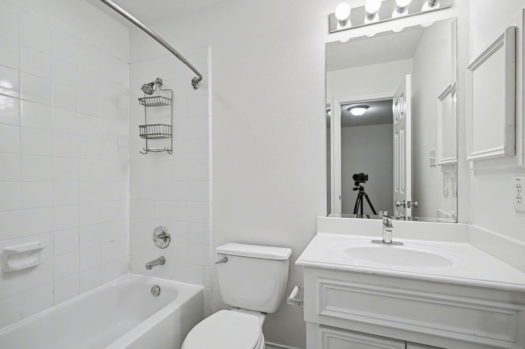 2416 Charleston Street - Photo 21