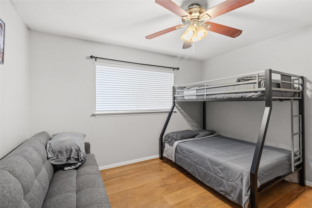 117 E Park Drive - Photo 21