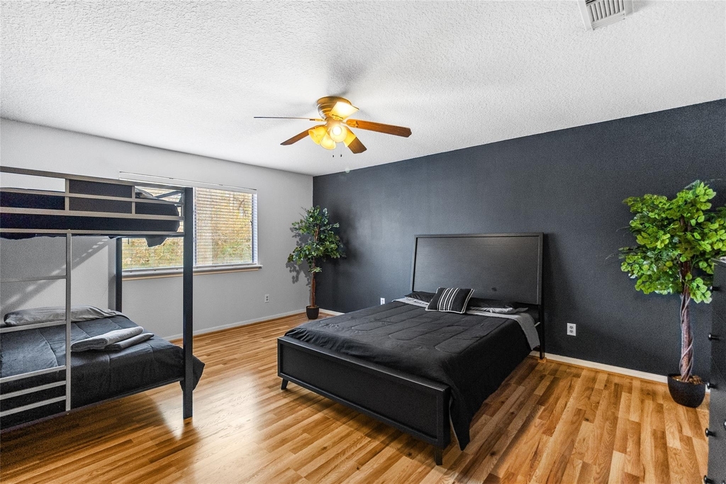 117 E Park Drive - Photo 17
