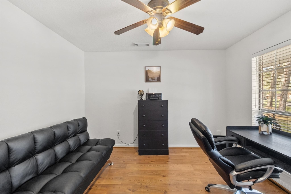117 E Park Drive - Photo 11