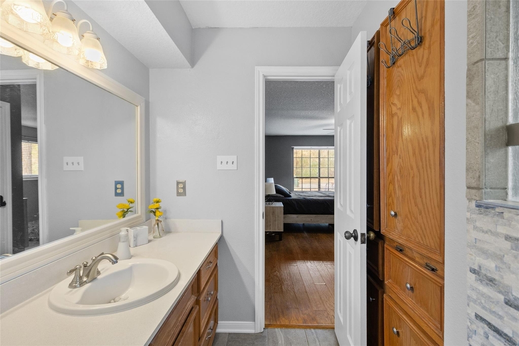 117 E Park Drive - Photo 16