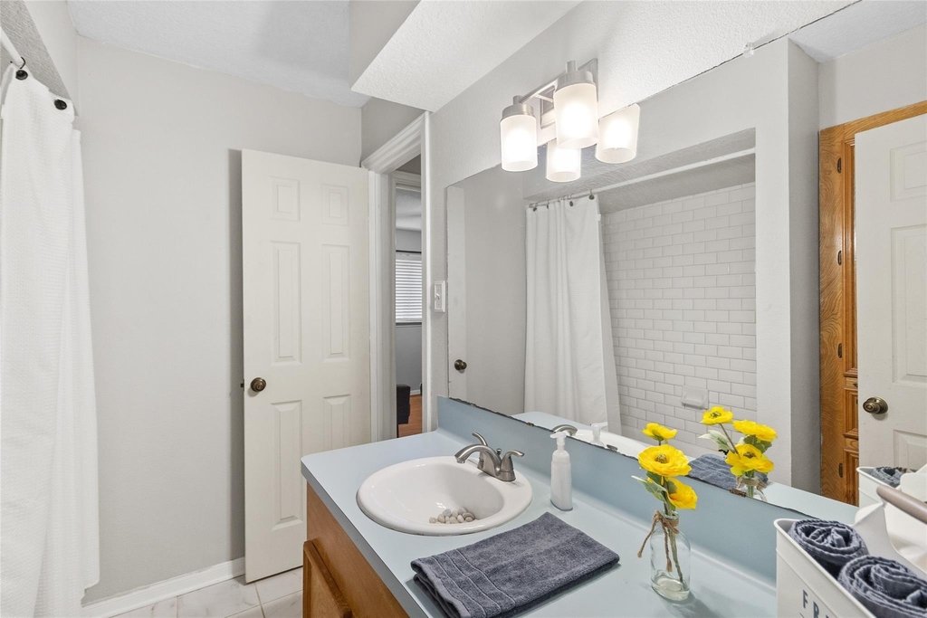 117 E Park Drive - Photo 19