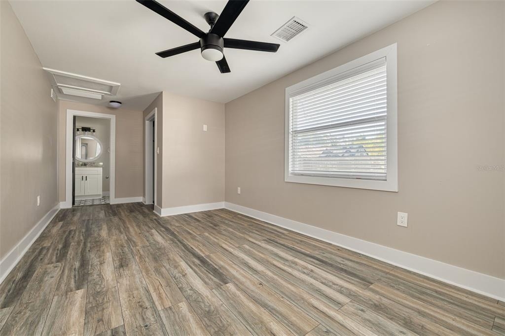 106 W Haya Street - Photo 7