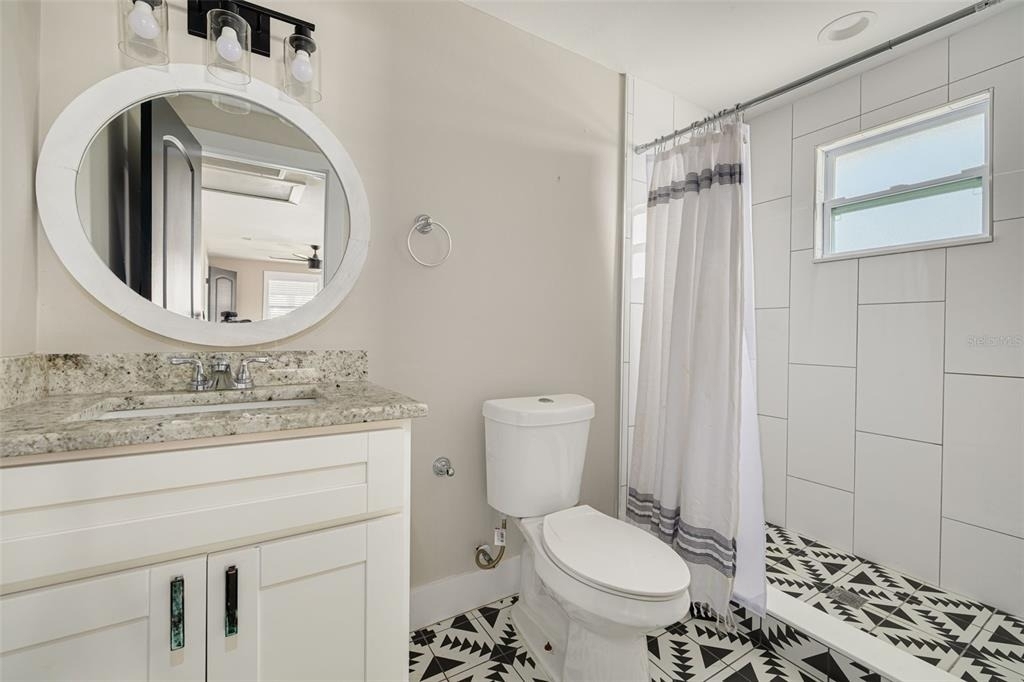 106 W Haya Street - Photo 11