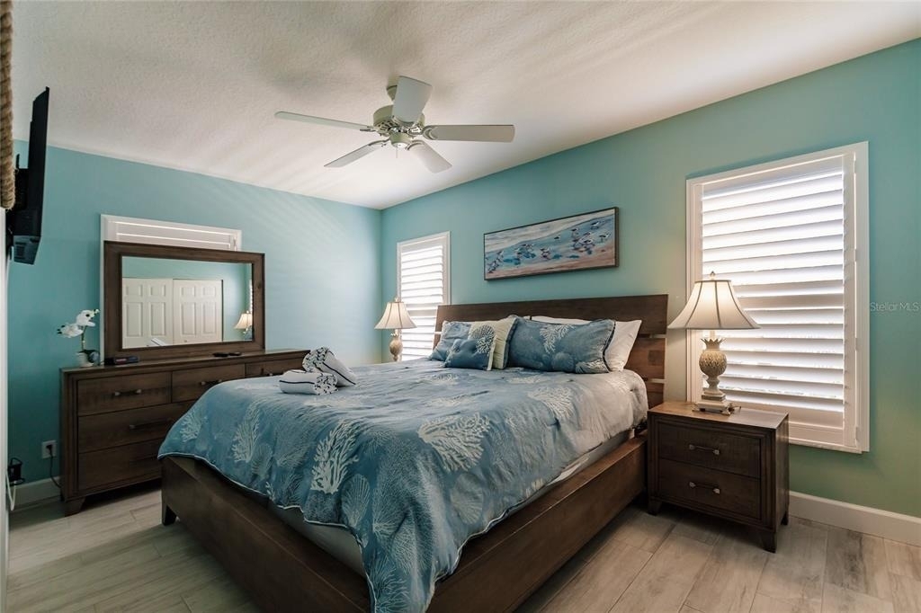 6020 Midnight Pass Road - Photo 9