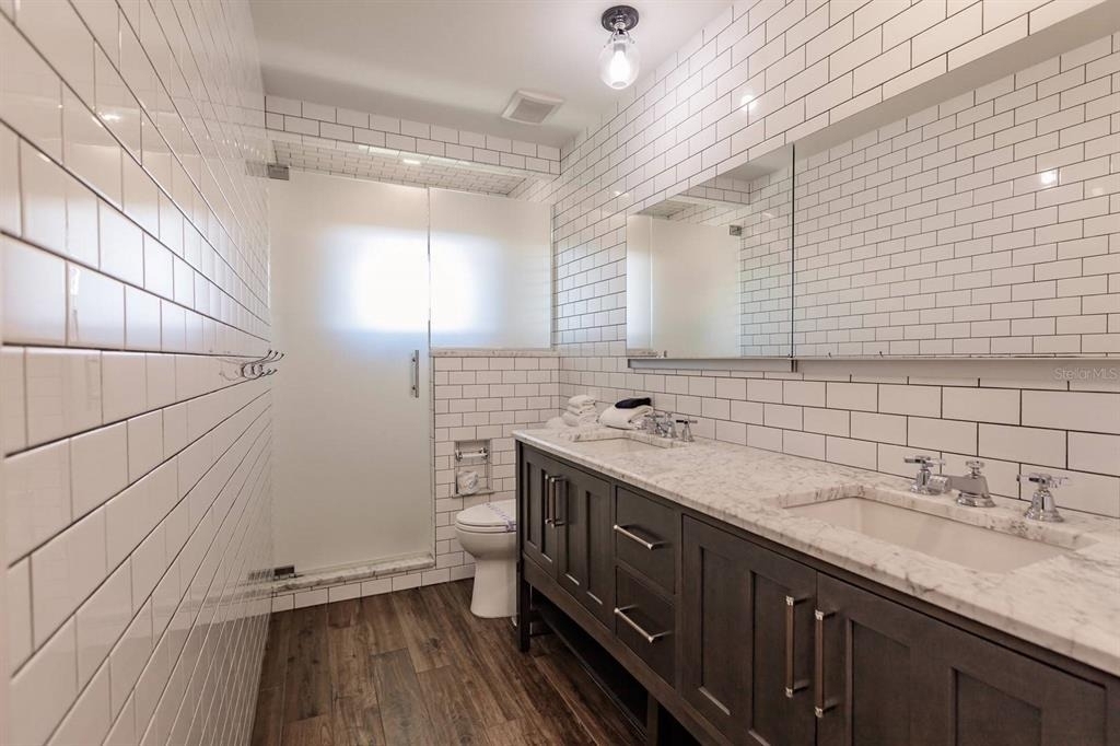 6020 Midnight Pass Road - Photo 15