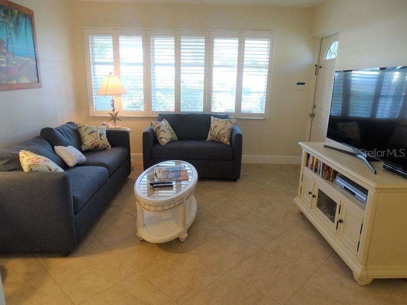 6020 Midnight Pass Road - Photo 3