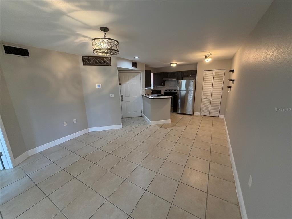 1916 Lake Atriums Circle - Photo 2