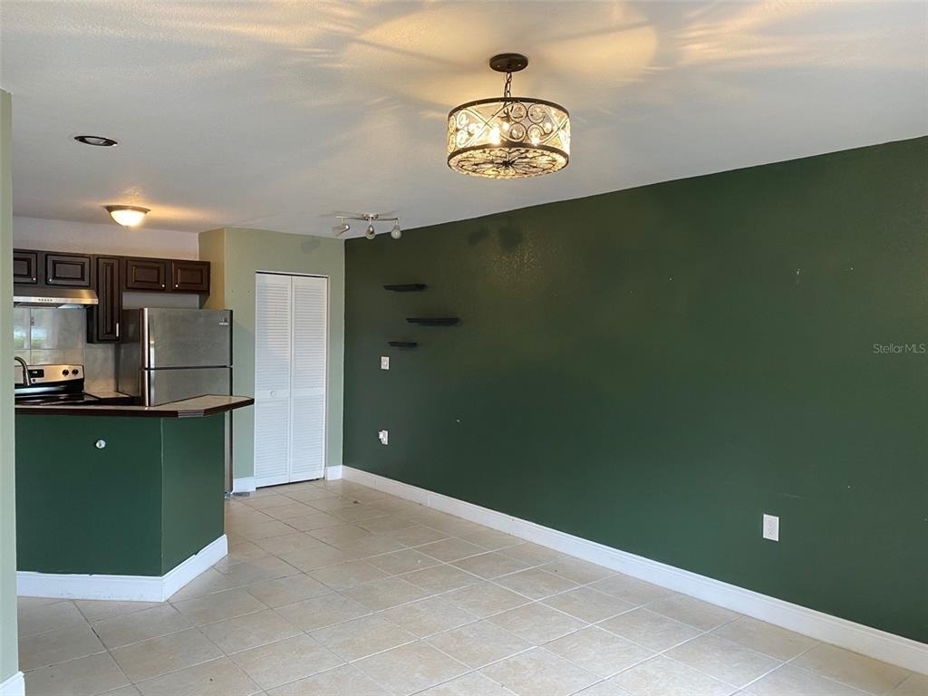 1916 Lake Atriums Circle - Photo 2