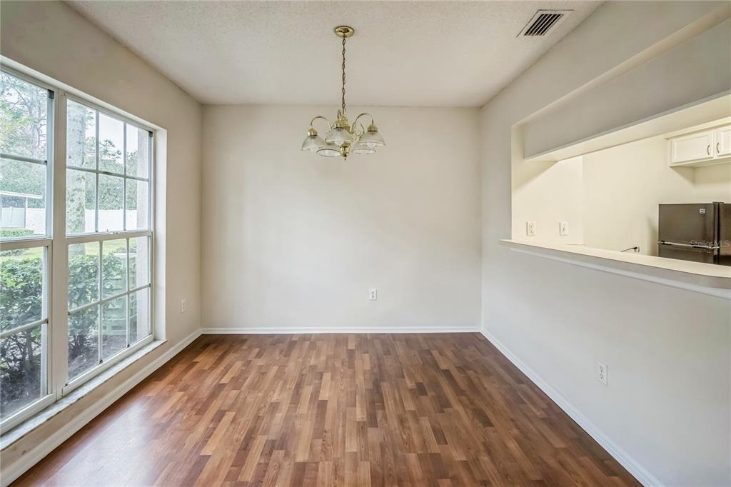 523 Kensington Lake N - Photo 4