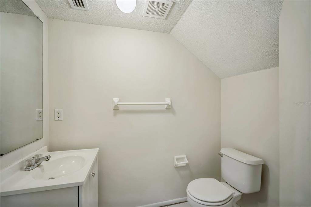 523 Kensington Lake N - Photo 11
