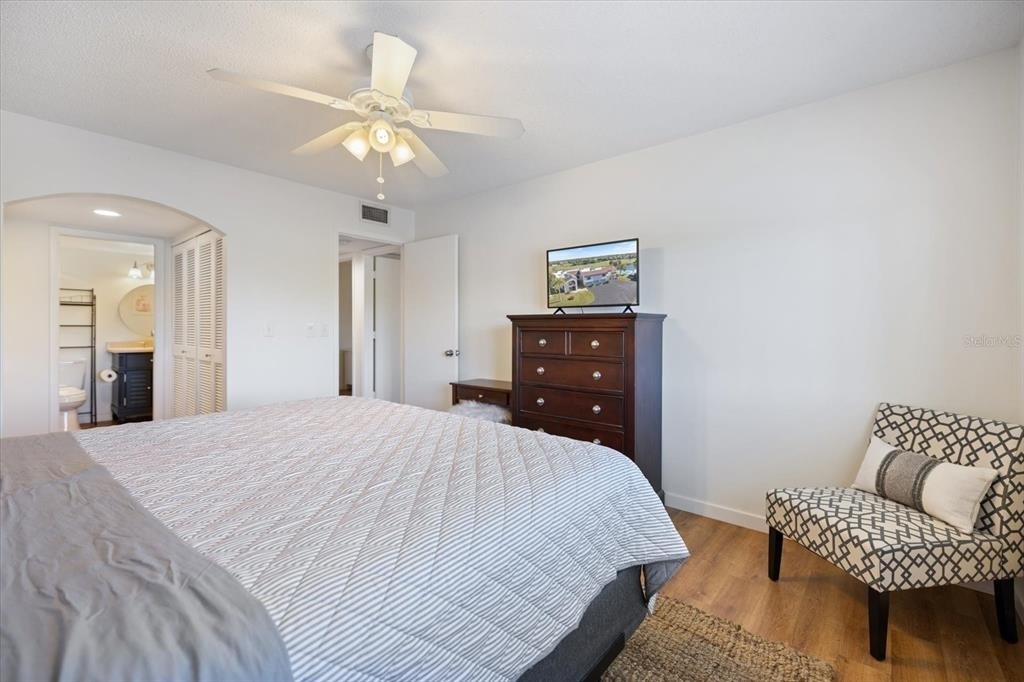 822 Capri Isles Boulevard - Photo 32